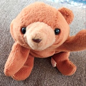 SOLD ON MECARI Ty Beanie Babies says "Tuffy" but it's " Cubie"